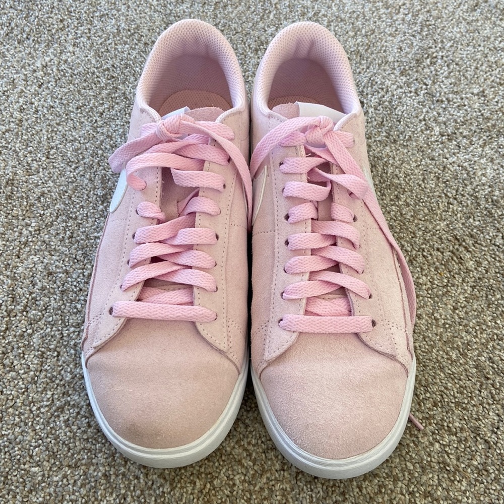 Baby Pink Nike Shoes